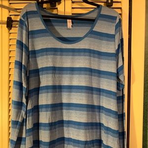 BNWOT LuLaRoe Lynnae 2XL